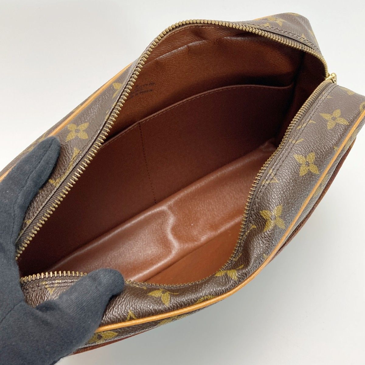 LOUIS VUITTON ルイヴィトン モノグラム コンピエーニュ28 M51845