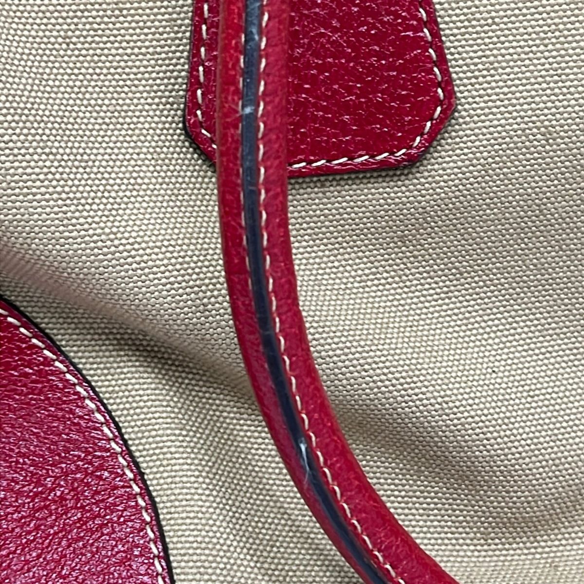 PRADA ハンドバッグ パンチングレザー ボルドー PRADA(プラダ) ハンドバッグ - カーキ×ボルドー レザー - メルカリ