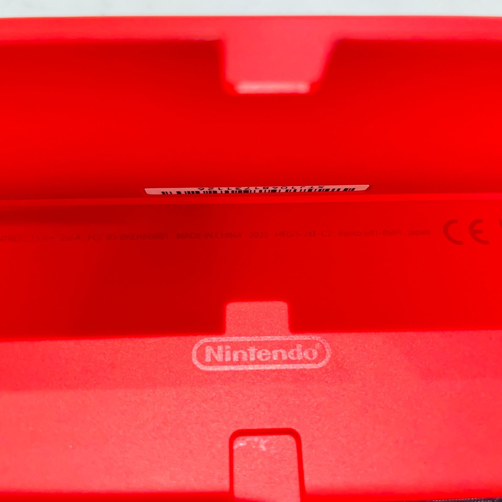 美品 完品 2023年製 Nintendo Switch 有機ELモデル マリオレッド 本体