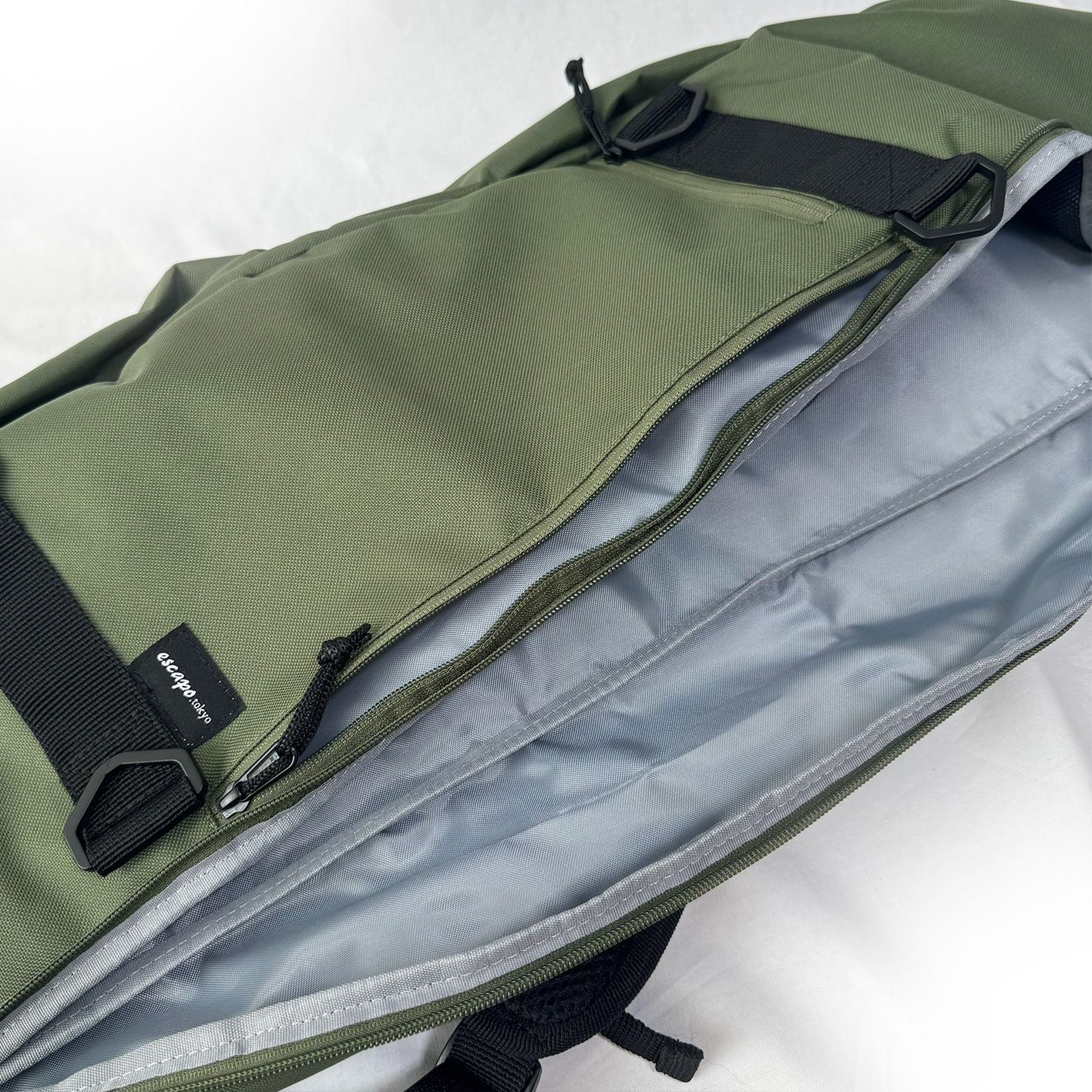 escapo skate bag Olive × Ice Gray スケートボードバッグ - メルカリ