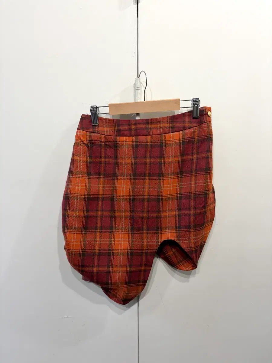 VIVIENNE WESTWOOD ヴィヴィアン・ウエストウッド タタンチェック ANIMAL アニマル CUT カット スカート