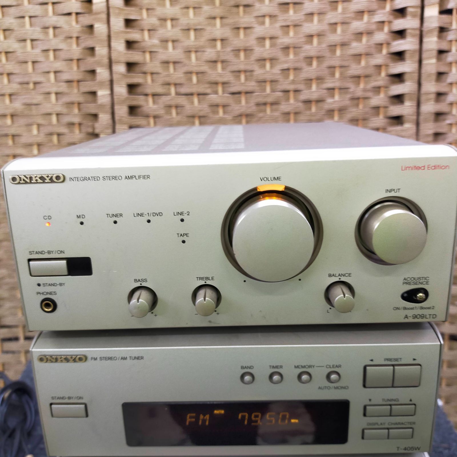ONKYO INTEC205 Limited A-909LTD C-705LTD MD-105 T-405W コンポ