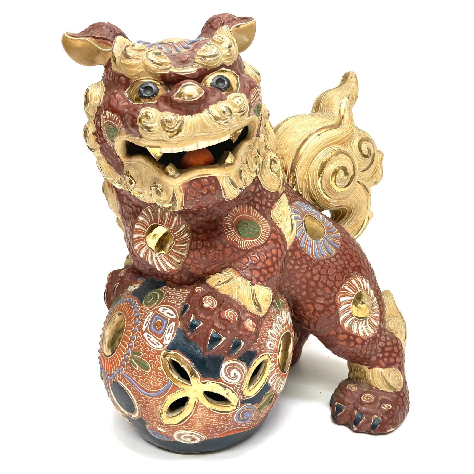 ① t) 九谷焼 玉乗り獅子 シーサー 狛犬 まり 金彩 骨董品 陶器製 伝統