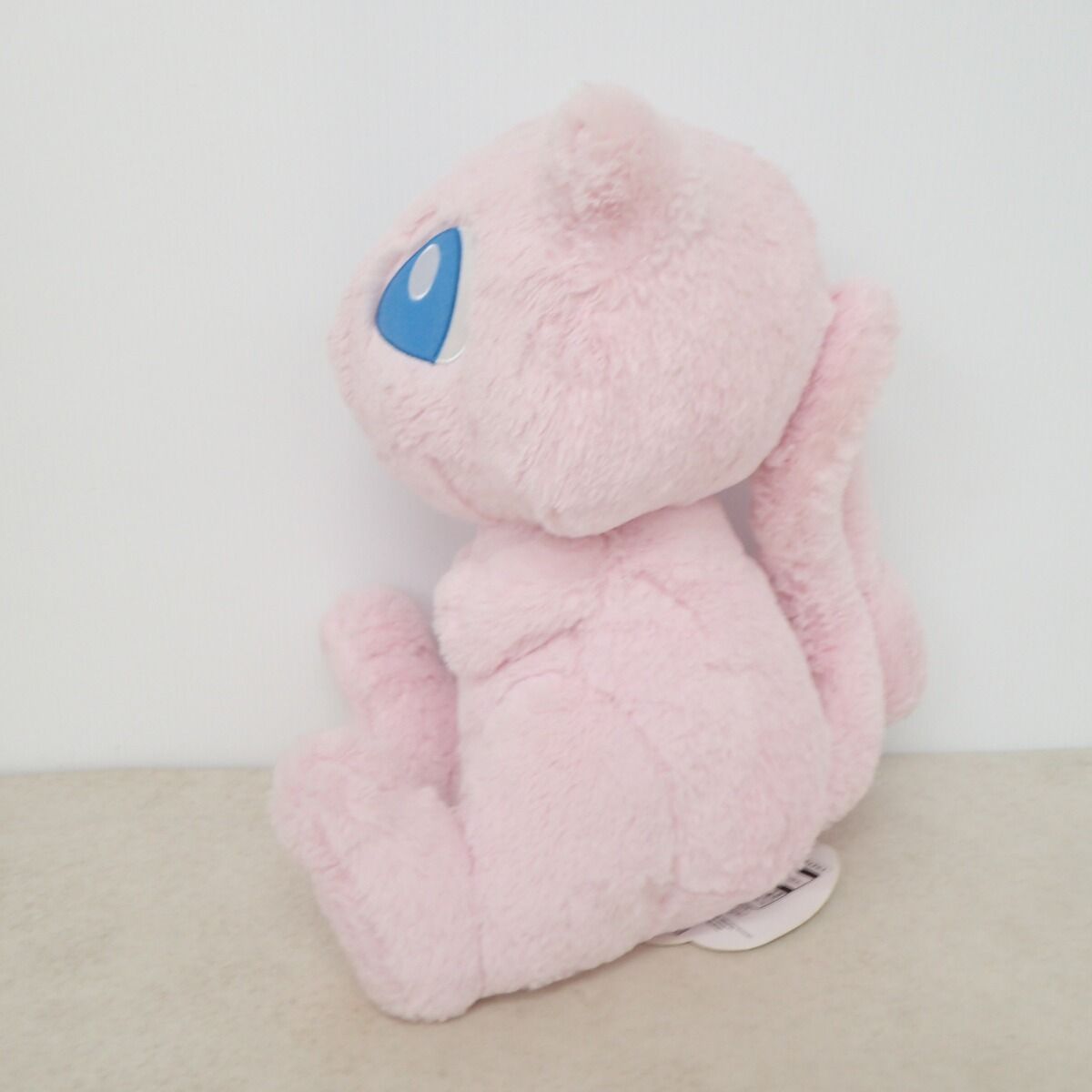 ポケモンセンター おっきいふわふわぬいぐるみ ミュウ 紙タグ無