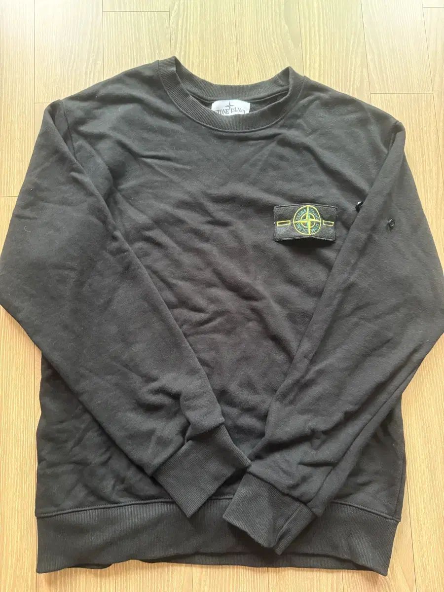 STONE ISLAND ストーンアイランド スウェット ブラック