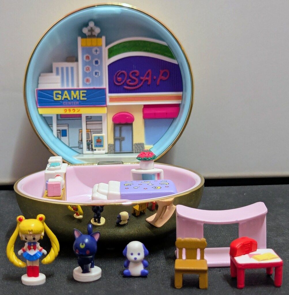バンダイ セーラームーン25th コンパクトハウスプレミアムコレクション 変身ブローチ