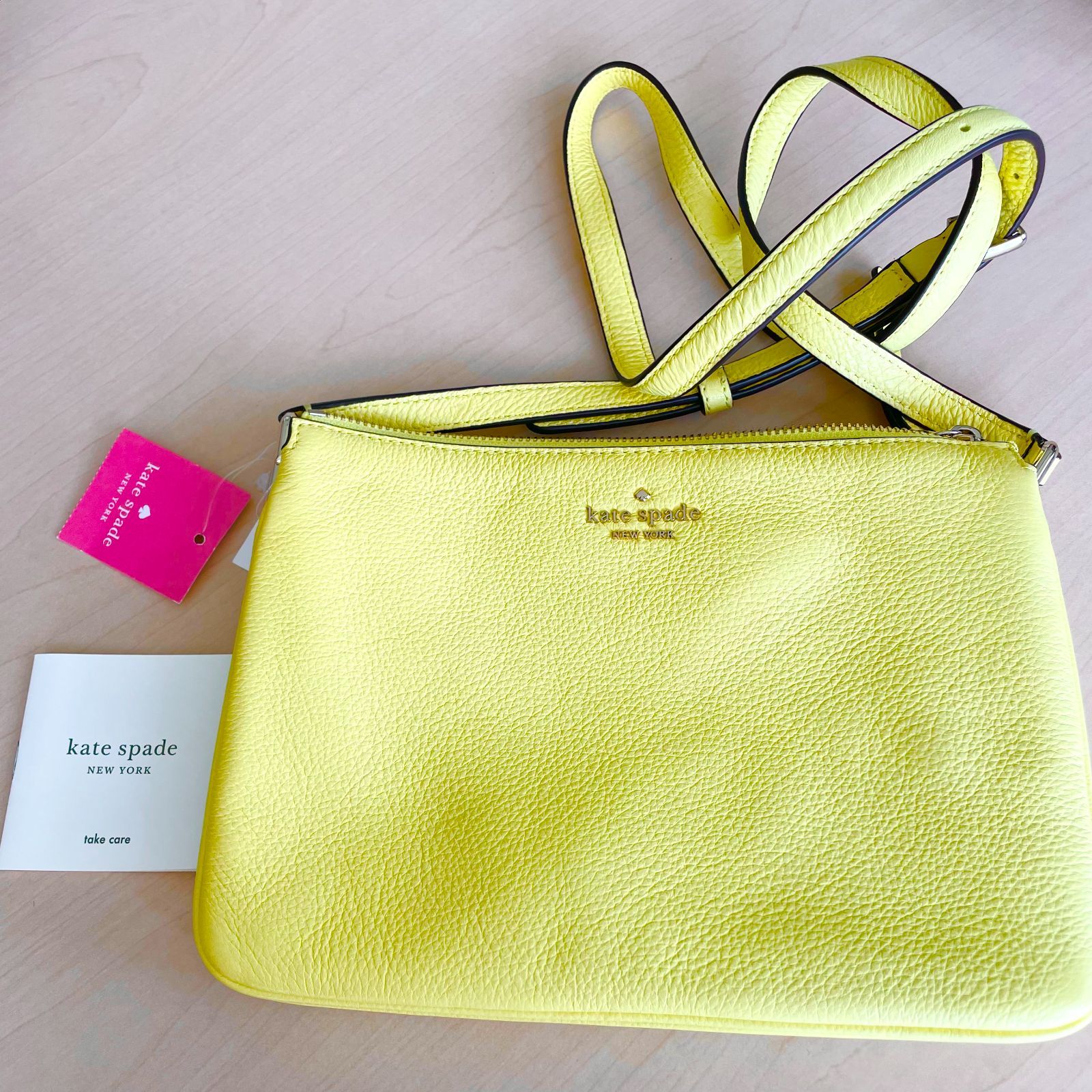 新品　正規品　訳あり品　Katespade　ケイトスペード　ショルダーバッグ　WKRU5942 700