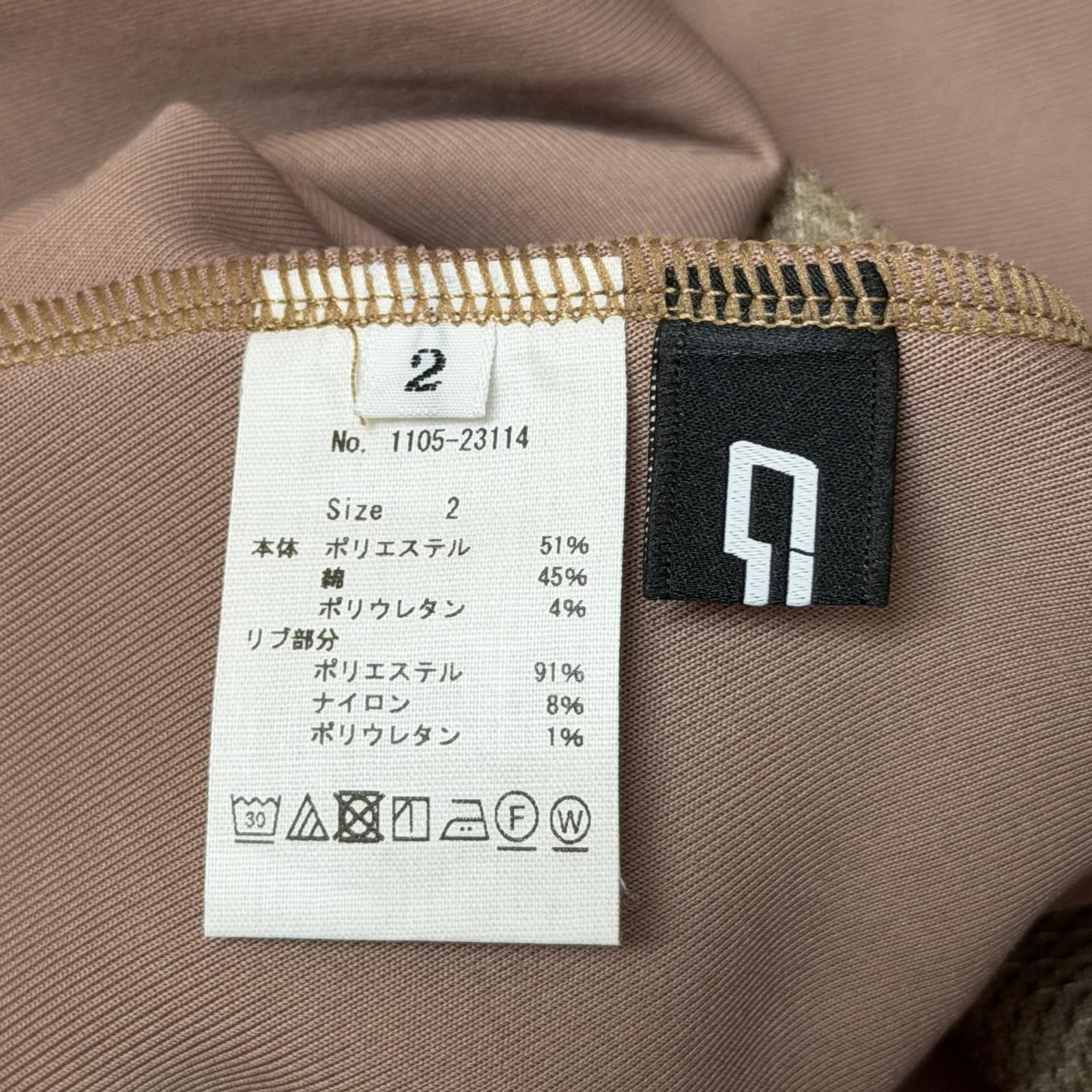 CPG GOLF ベージュパンツ ロゴ入り サイズ2 参考上代24200円 未使用 CPG GOLF ドライタッチショートパンツ ミニ丈