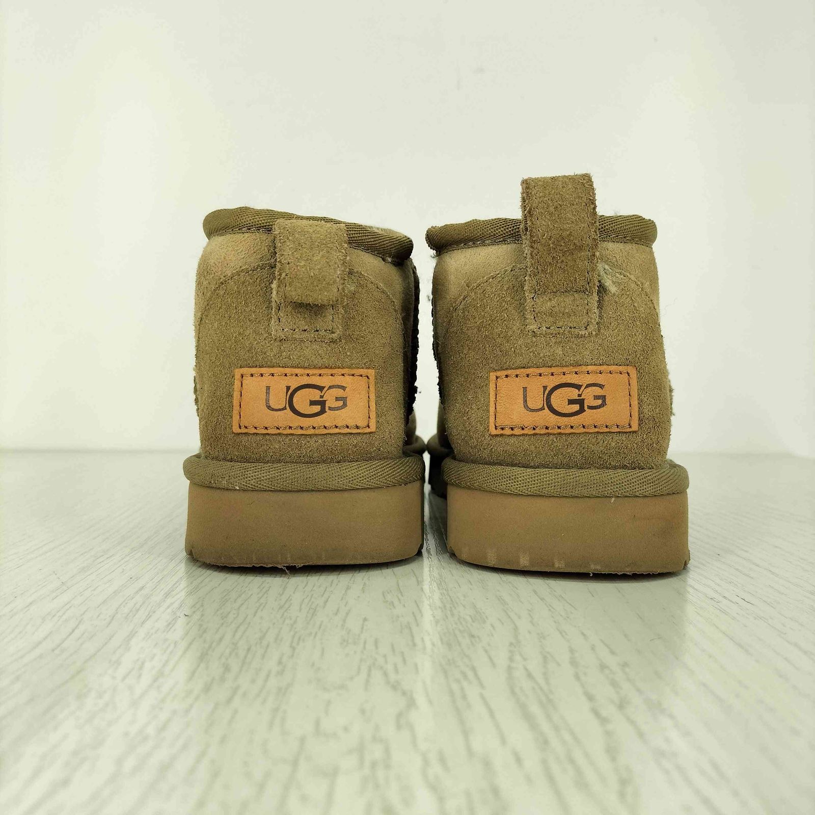 UGG アグ/CLASSIC ULTRA MINI/SAランク/20【中古】 アグ UGG Classic Ultra Mini クラシック ウルトラ ミニ レディース
