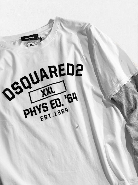 【定価101,200円(税込)】DSQUARED2 ディースクエアード 大人のラグジュアリーカジュアルを演出する！着るだけで色気と抜け感が溢れ出すデストロイ加工レイヤードロングTシャツ ロンT ロンティ 長袖 重ね着 クルーネック エイジング加工 S71GD
