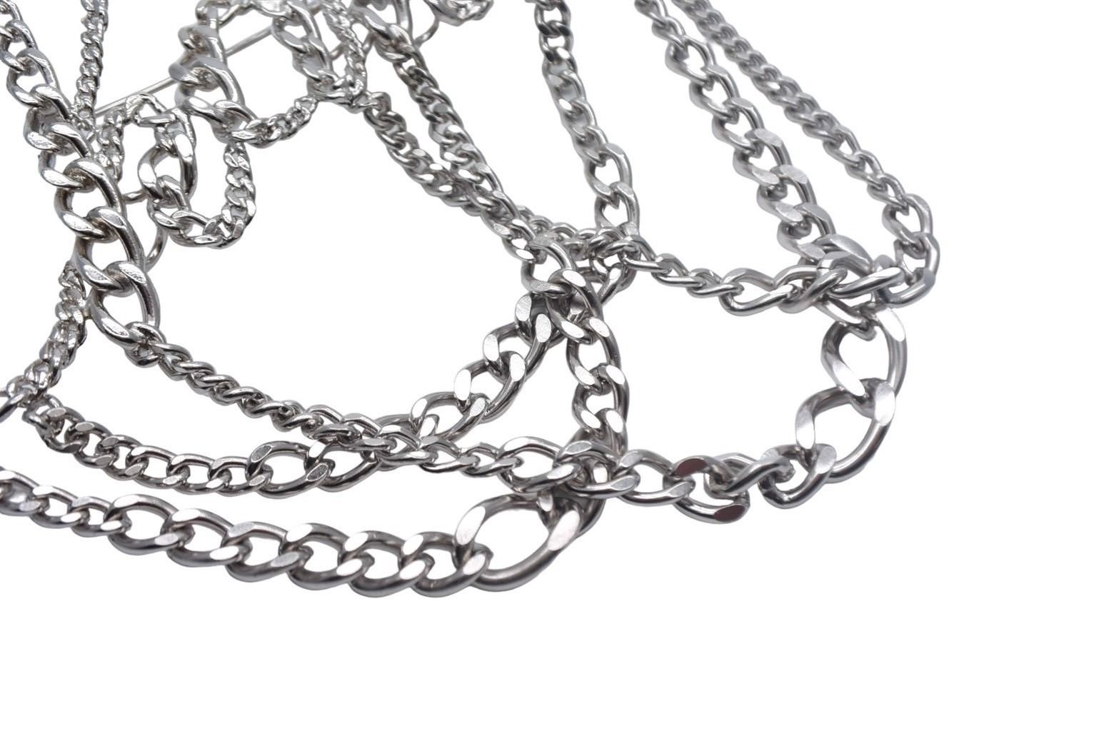 極美品 CHANEL シャネル ロゴ チェーン ブローチ 06P シルバー メタル
