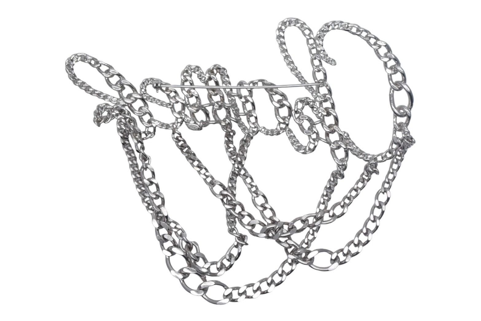 極美品 CHANEL シャネル ロゴ チェーン ブローチ 06P シルバー メタル