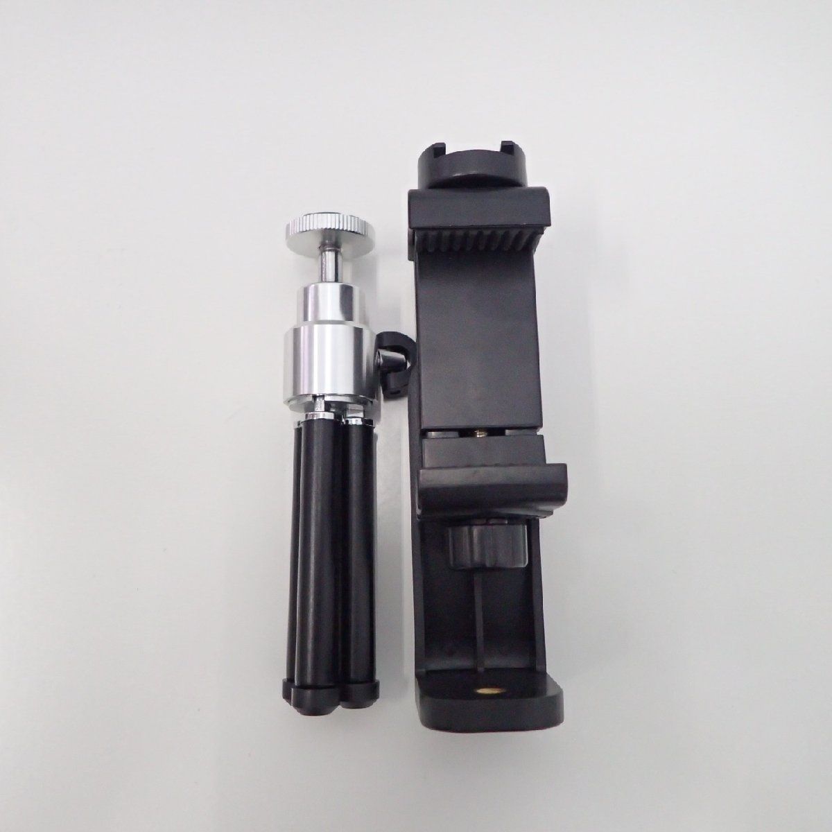 中古】ミニ三脚とスマホホルダーセット ブラック 卓上スタンド 軽量