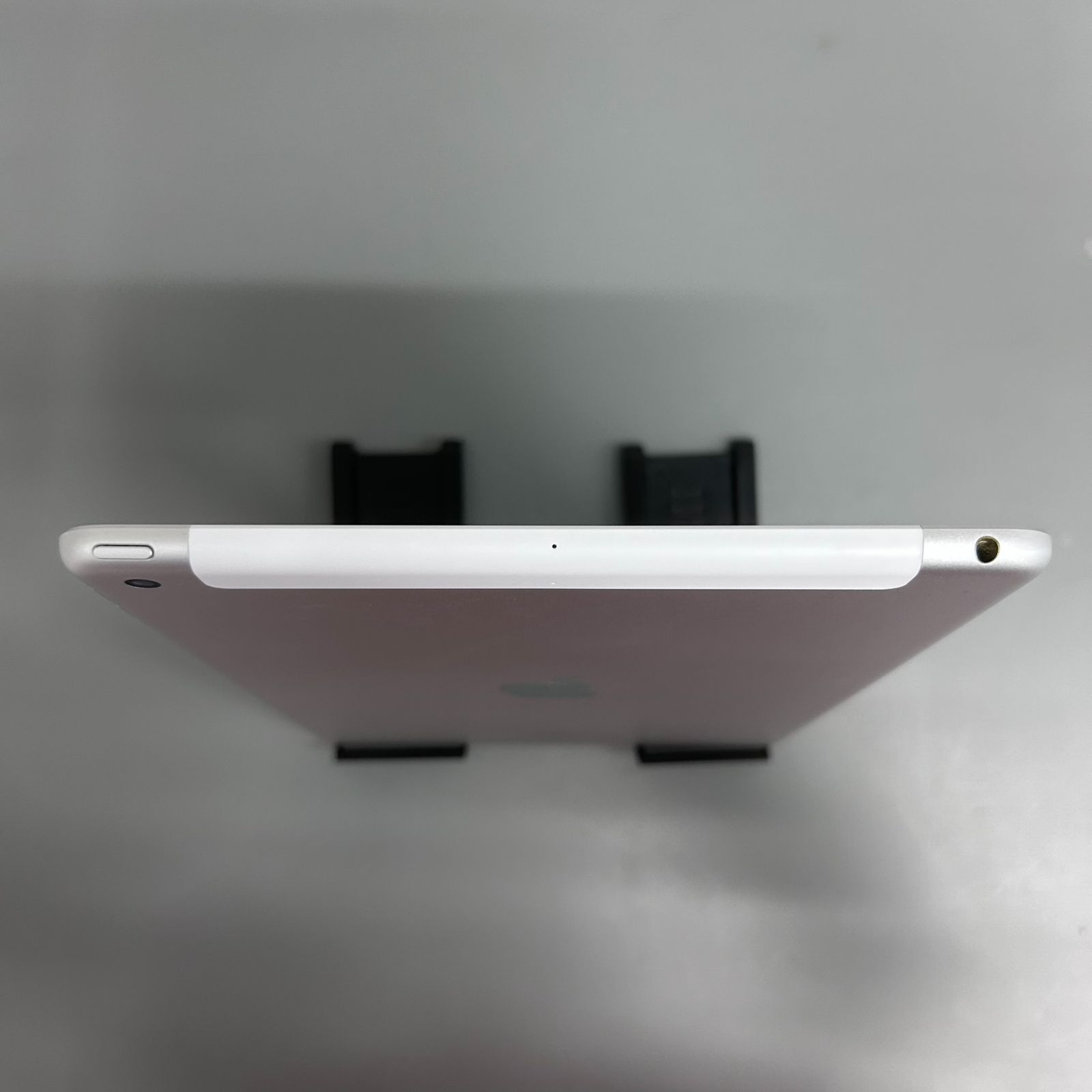 156] 【状態：バッテリー容量 76%(検査時)】iPad 第9世代 Wi-Fi+