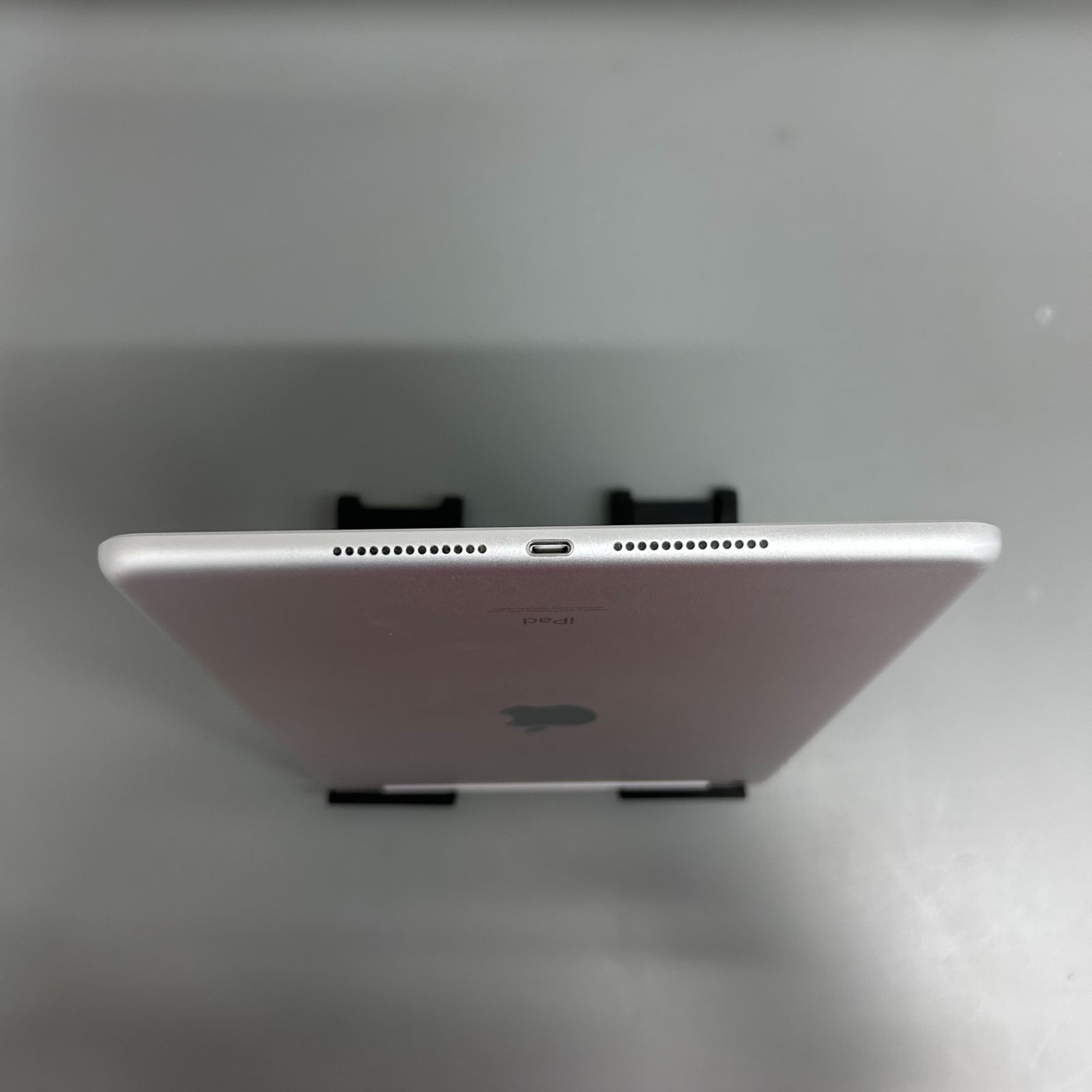 156] 【状態：バッテリー容量 76%(検査時)】iPad 第9世代 Wi-Fi+