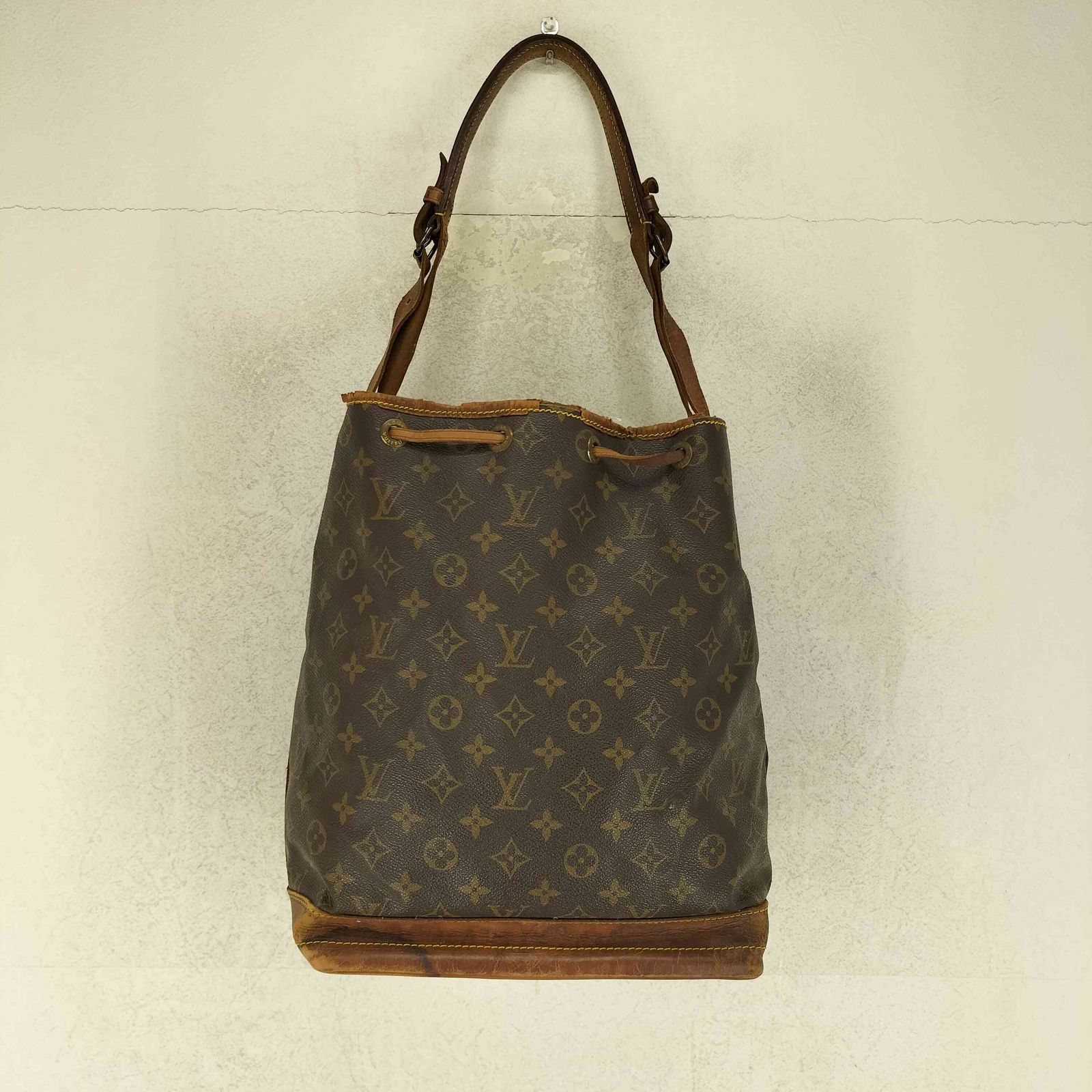 ルイヴィトン LOUIS VUITTON モノグラム プチノエ ショルダーバッグ 