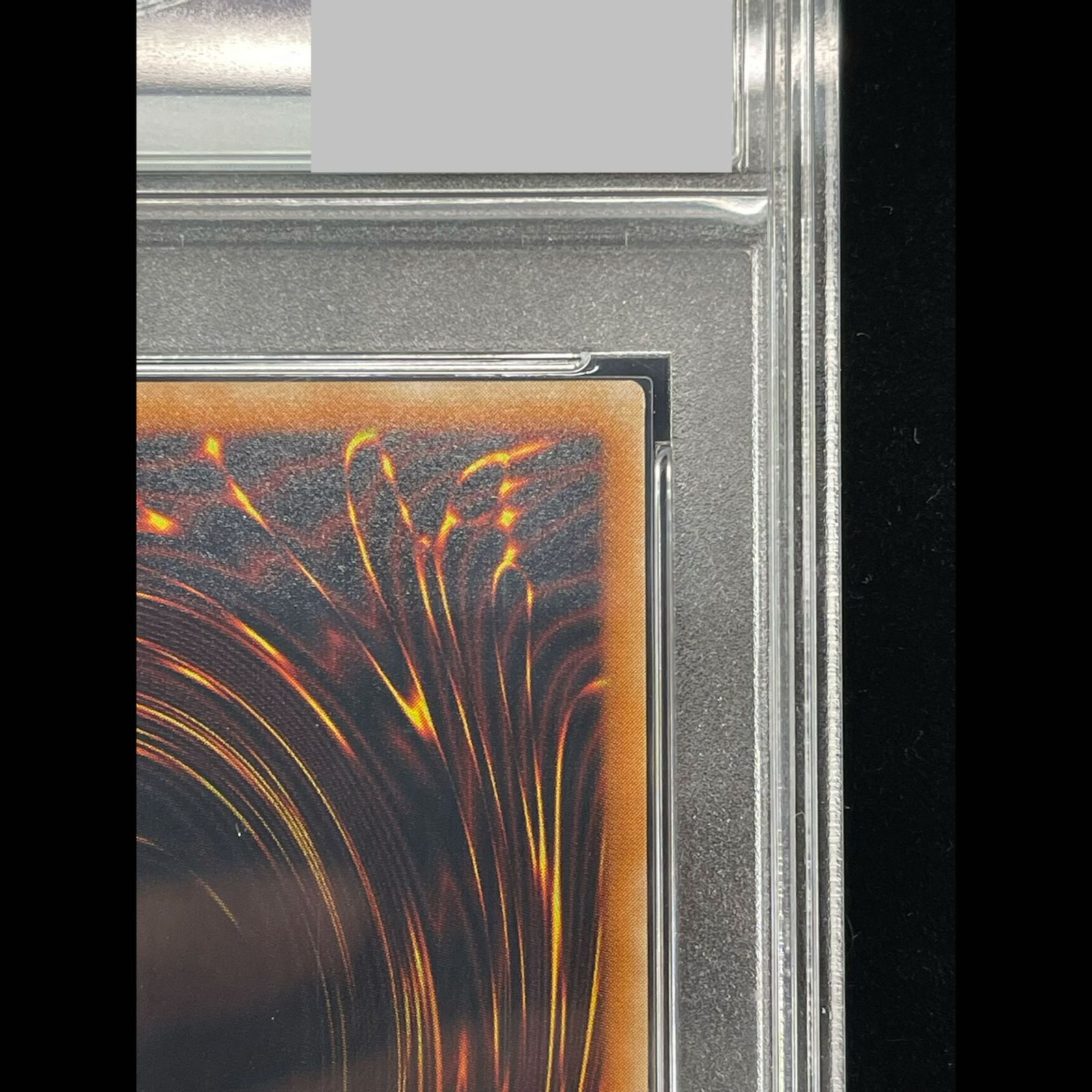PSA10】真紅眼の黒竜 レリーフ アルティメットレア 301-056 1枚 - メルカリ