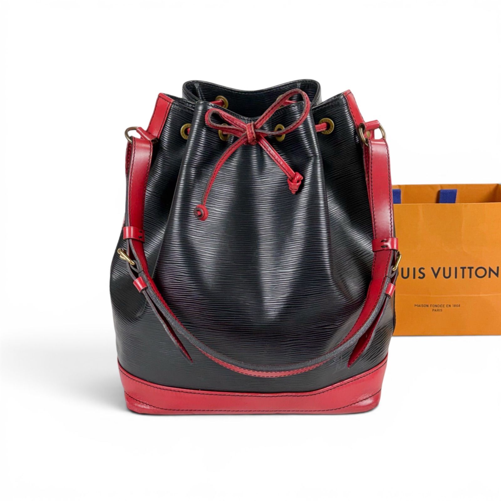 LOUIS VUITTON Noe Epi Leather ルイヴィトン ノエ 肩掛け ショルダー
