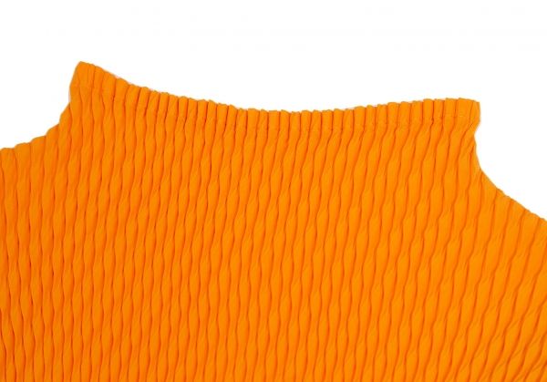 イッセイミヤケISSEY MIYAKE プリーツモックネックワンピース オレンジ