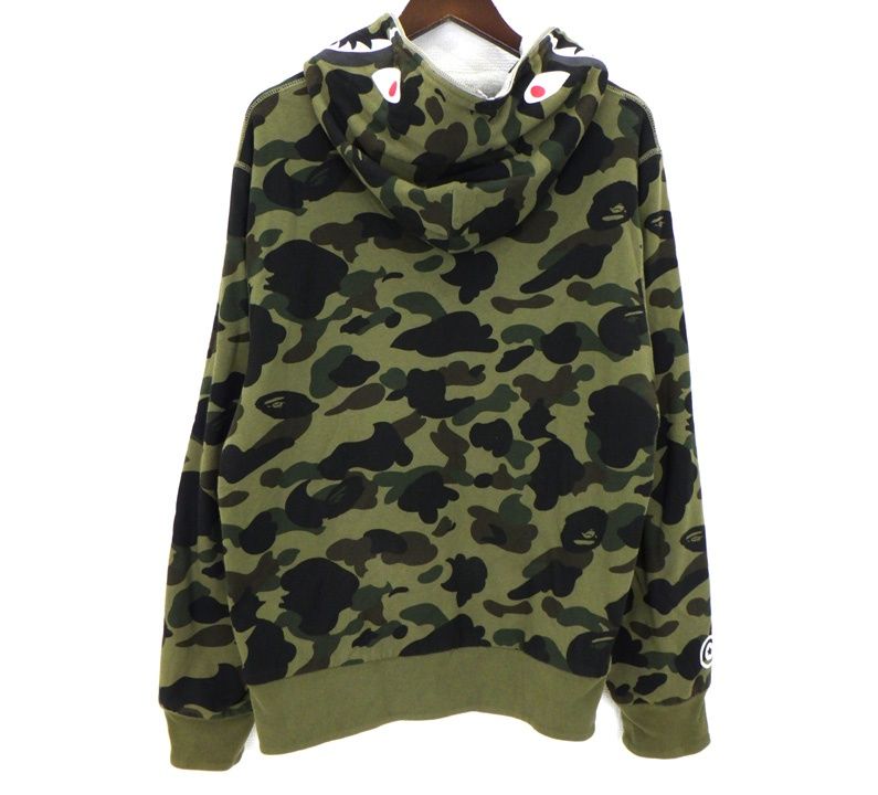アベイシングエイプ A BATHING APE【 1st CAMO SHARK FULL ZIP HOODIE