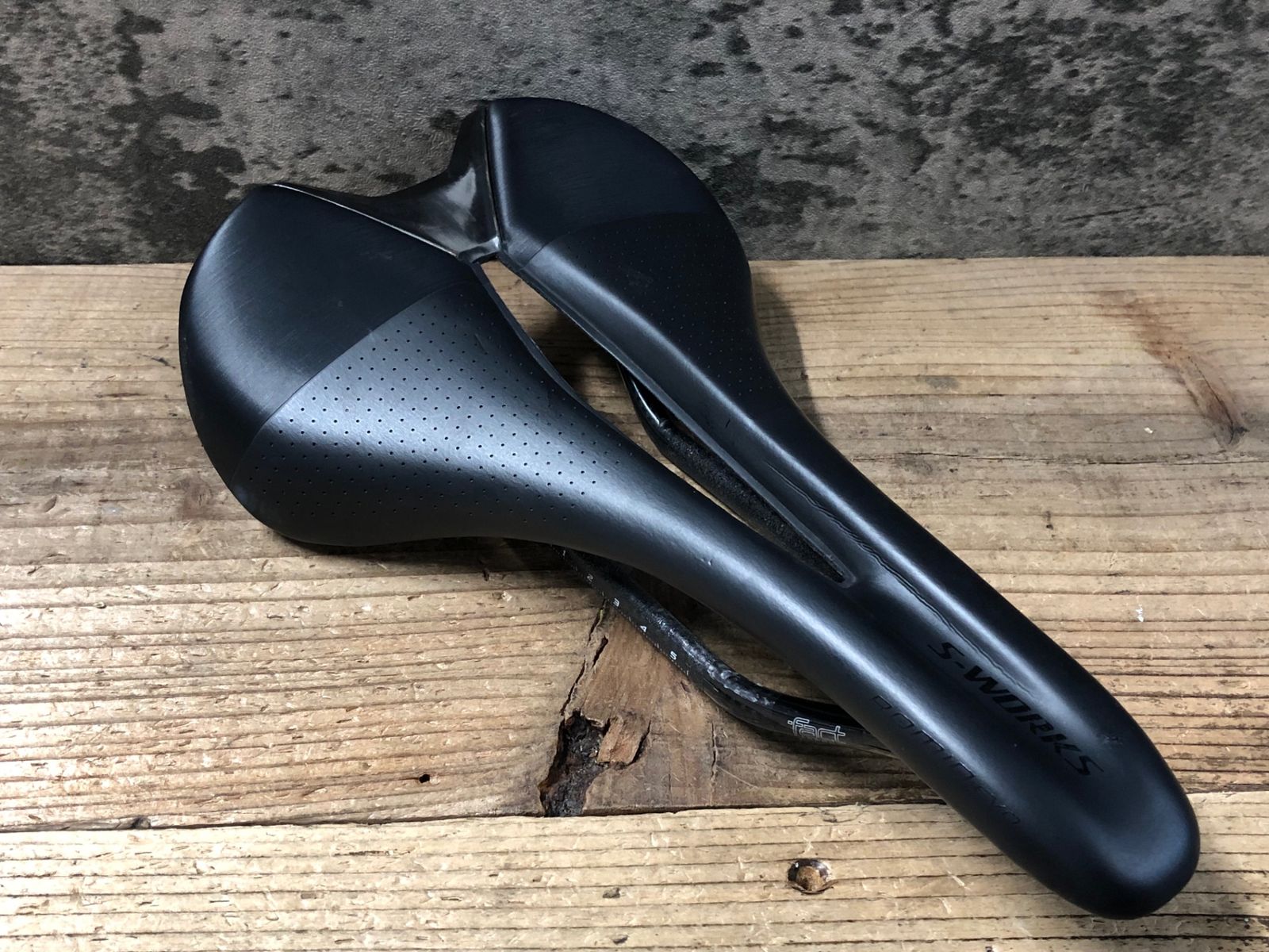 JY733 スペシャライズド SPECIALIZED S-WORKS ROMIN EVO サドル 黒