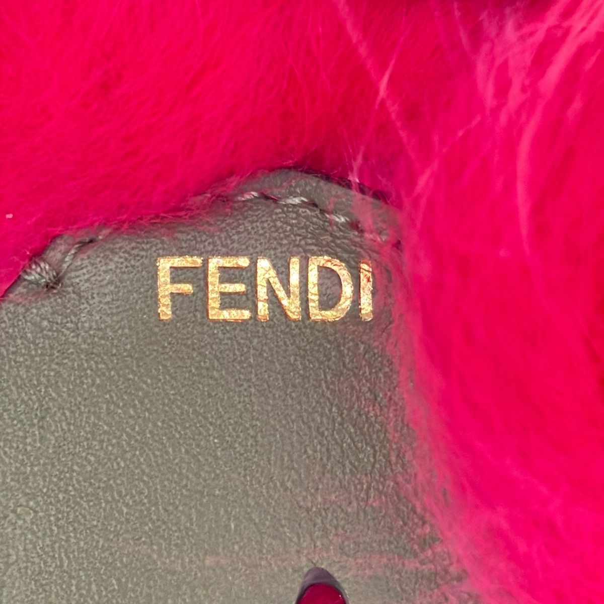 FENDI(フェンディ) キーホルダー(チャーム) - ダークイエロー×ピンク