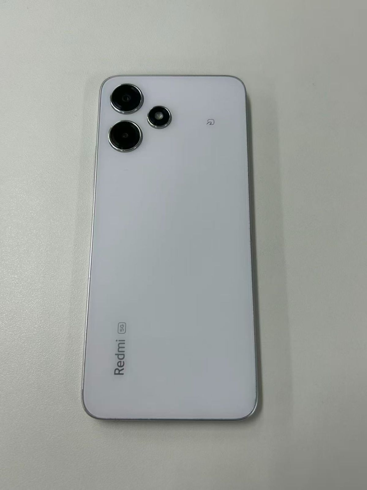良品】Redmi 12 5G A401XM ムーンライトホワイト - メルカリ
