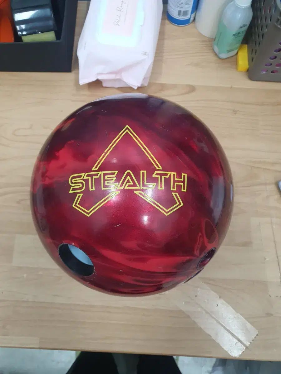 中古ボーリングボール 14p STEALTH (ステルス) スカーレット