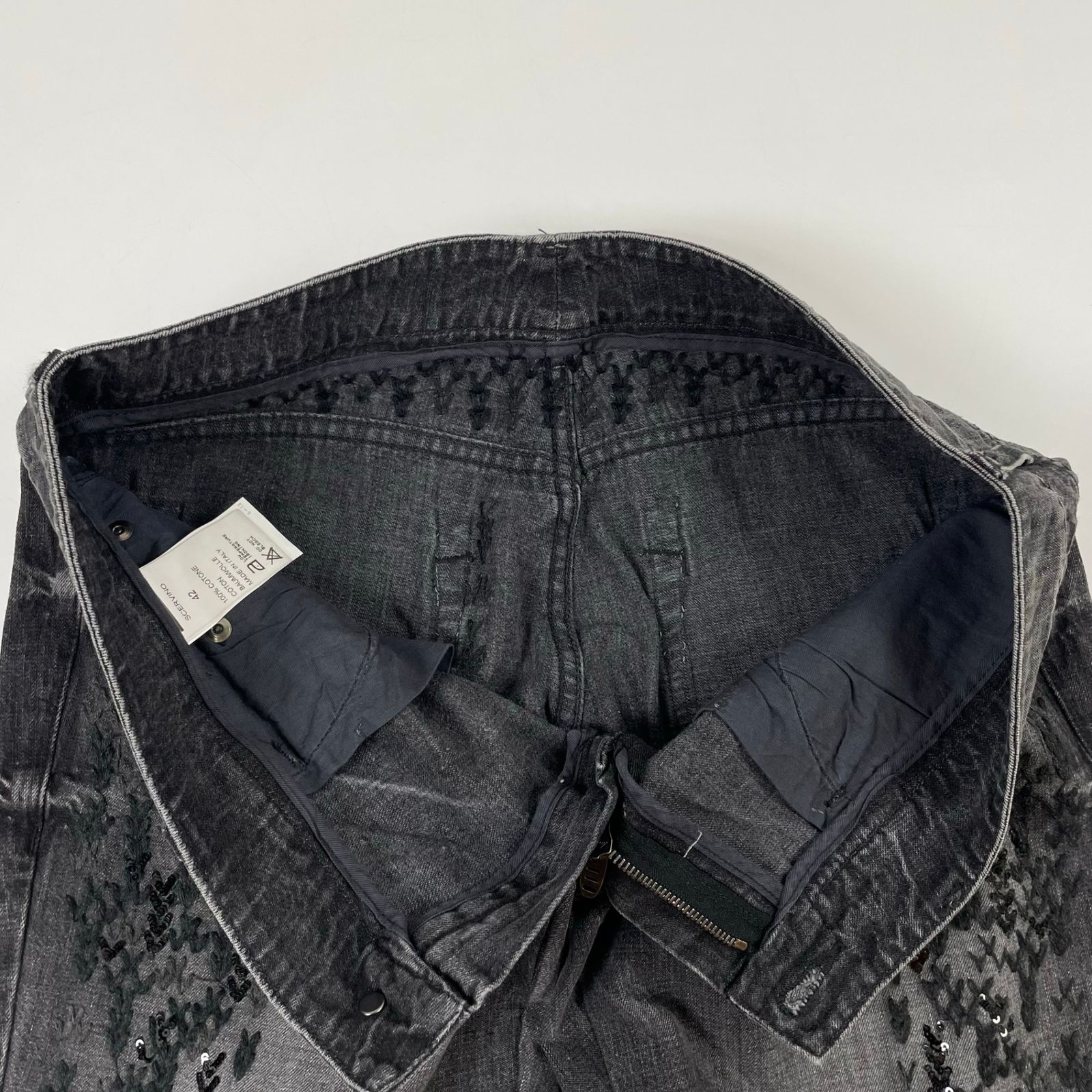 ERMANNO SCERVINO / ビジューデザインデニムパンツ 参考定価：110,000