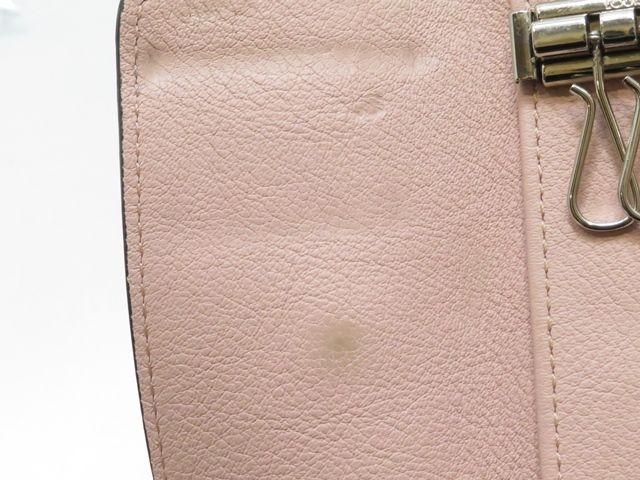LOUIS VUITTON ルイ・ヴィトン ミュルティクレ4 マヒナ ピンク M64056