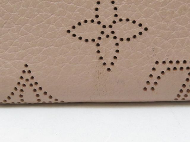LOUIS VUITTON ルイ・ヴィトン ミュルティクレ4 マヒナ ピンク M64056