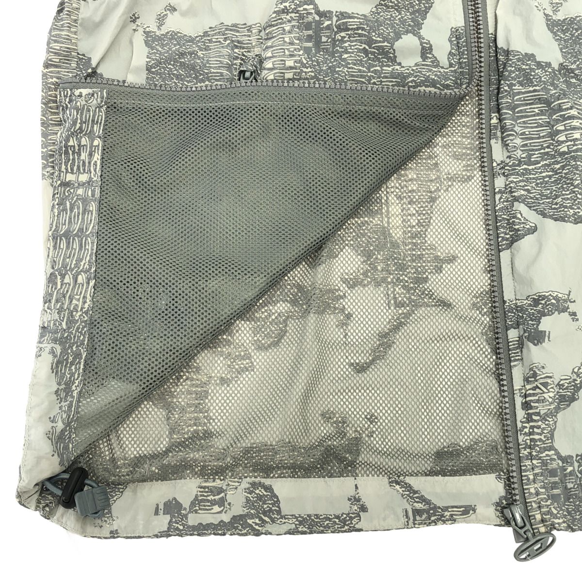 DIESEL ディーゼル ナイロンカモフラージュ パーカー J-WARRETT-CMF-A グレー 46 DIESEL ディーゼル ナイロンカモフラージュ パーカー J-WARRETT-CMF-A
