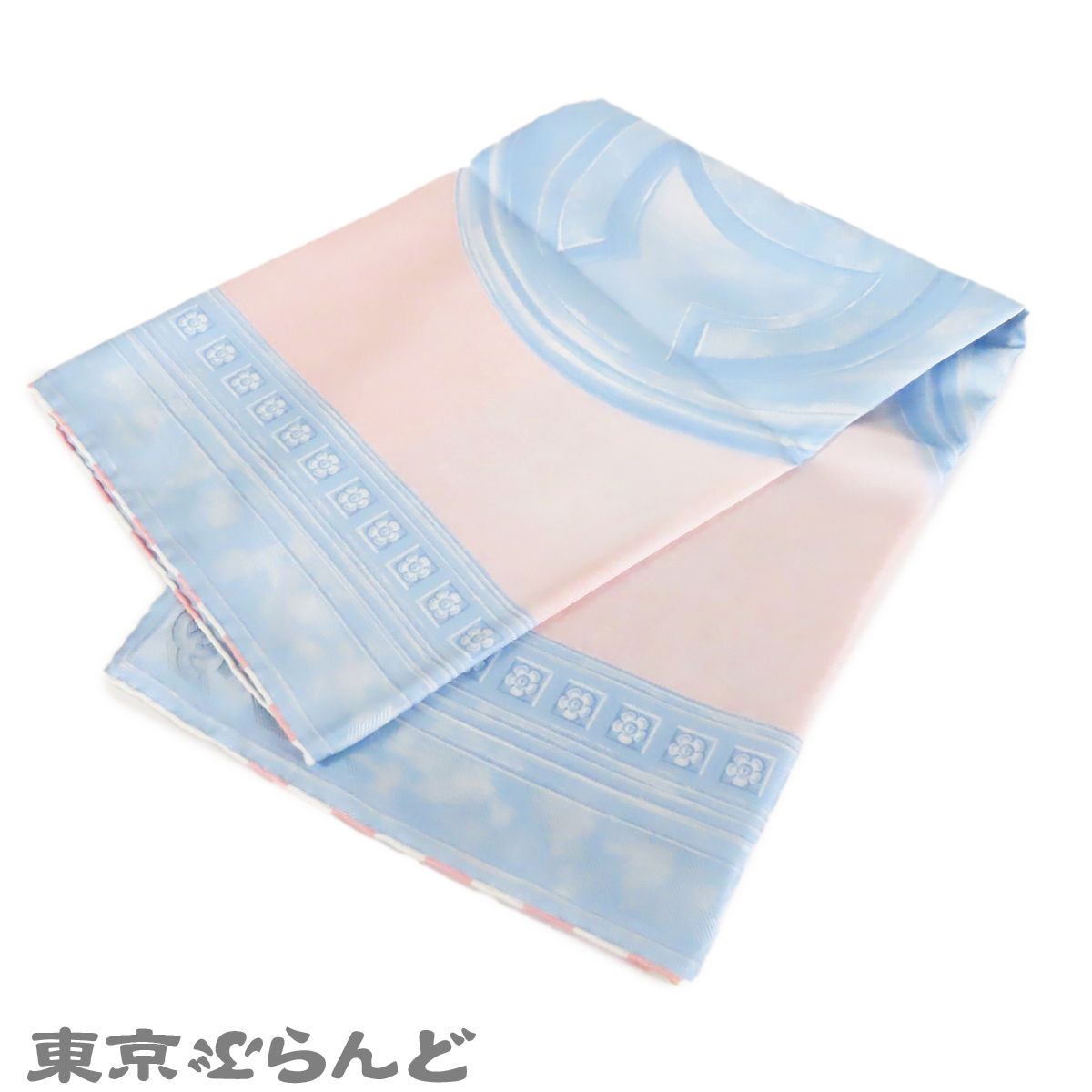 鏡　CHANEL 水色 プリント スカーフ シャネル CHANEL ココプリント スカーフ ライトブルーxべビーピンク