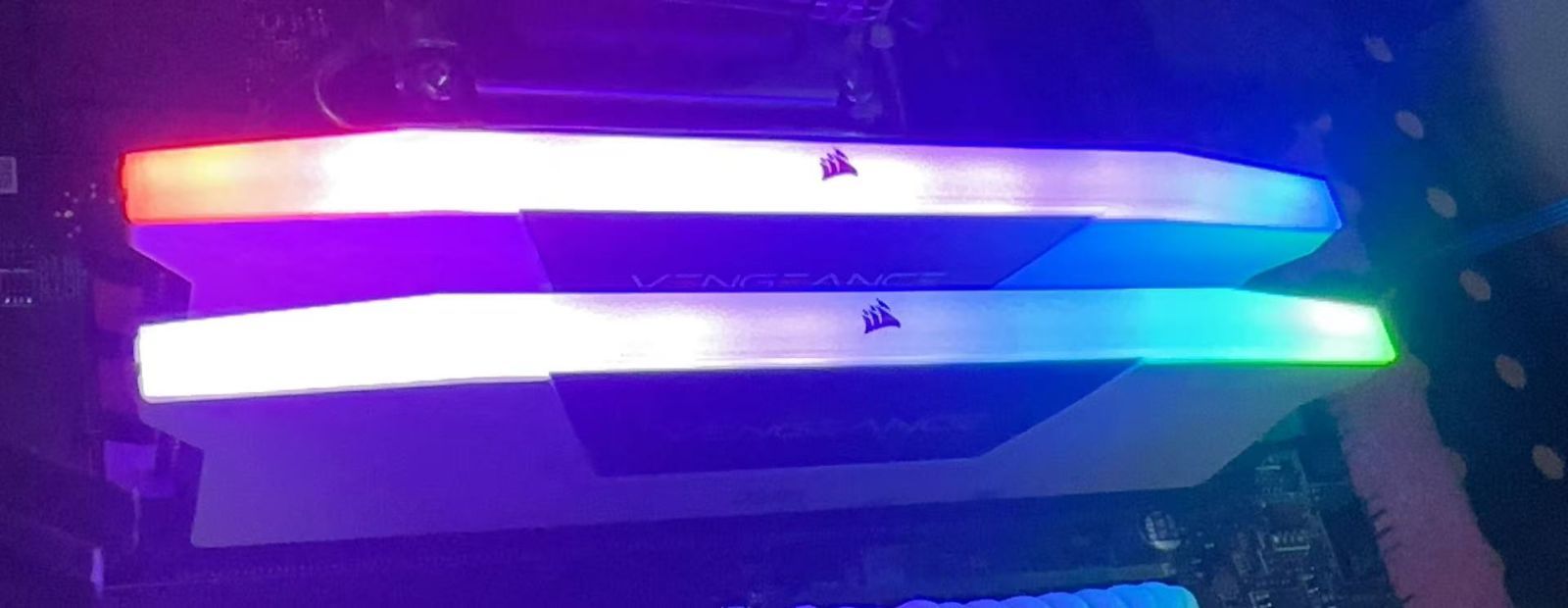 CORSAIR VENGEANCE RGB DDR5 32GB16GB×2 6000MHz ++925071 B0CDY46PFK