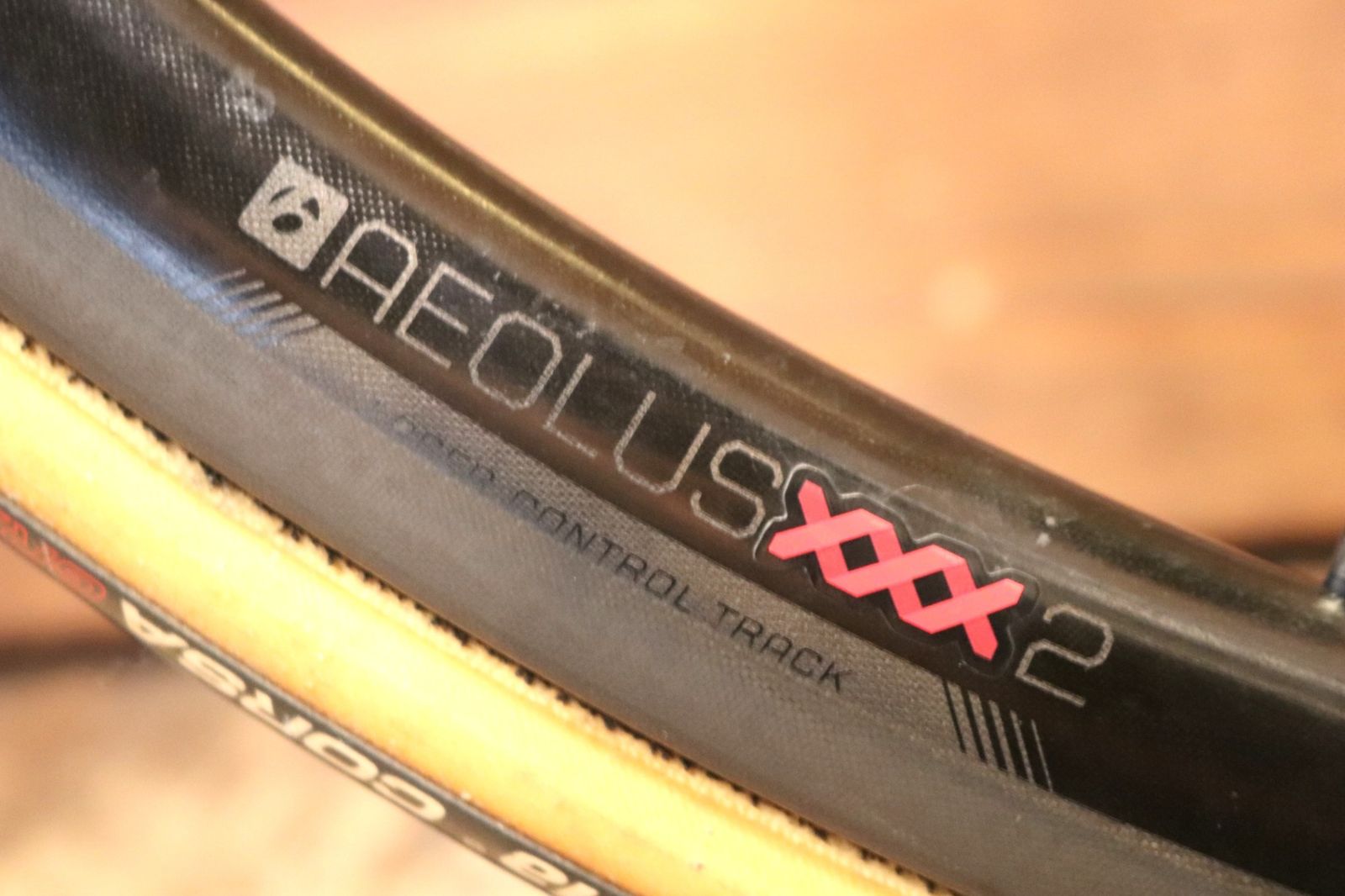 ボントレガー BONTRAGER アイオロス AEOLUS XXX 2 カーボン チューブ