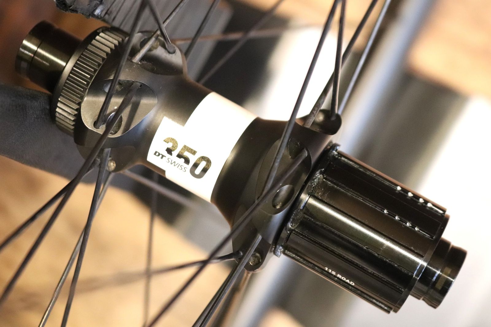 ロヴァール ROVAL テラ TERRA CL カーボン チューブレスレディ