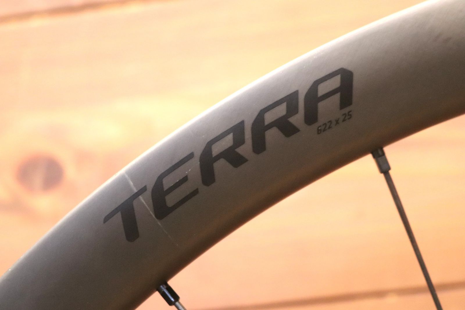 ロヴァール ROVAL テラ TERRA CL カーボン チューブレスレディ