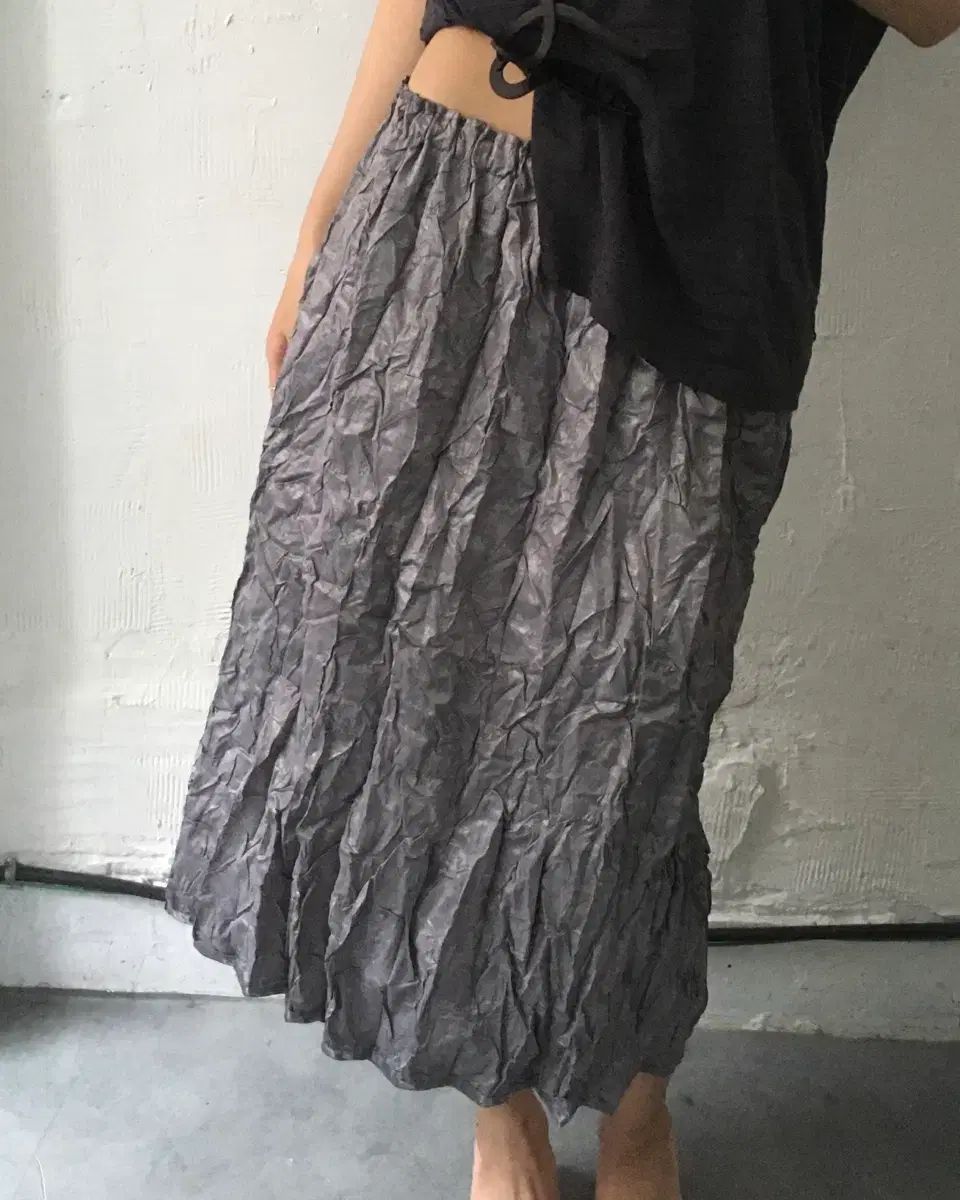 ISSEY MIYAKE イッセイミヤケ グレー プリーツ シャーリング加工 パータン スカート
