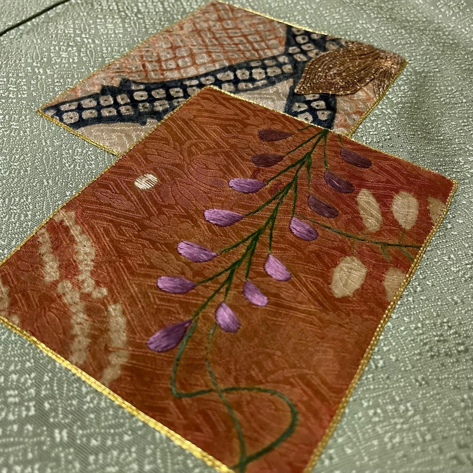 色留袖 刺繍の花模様 細かな織 着物 刺繍 三つ紋 X-5353