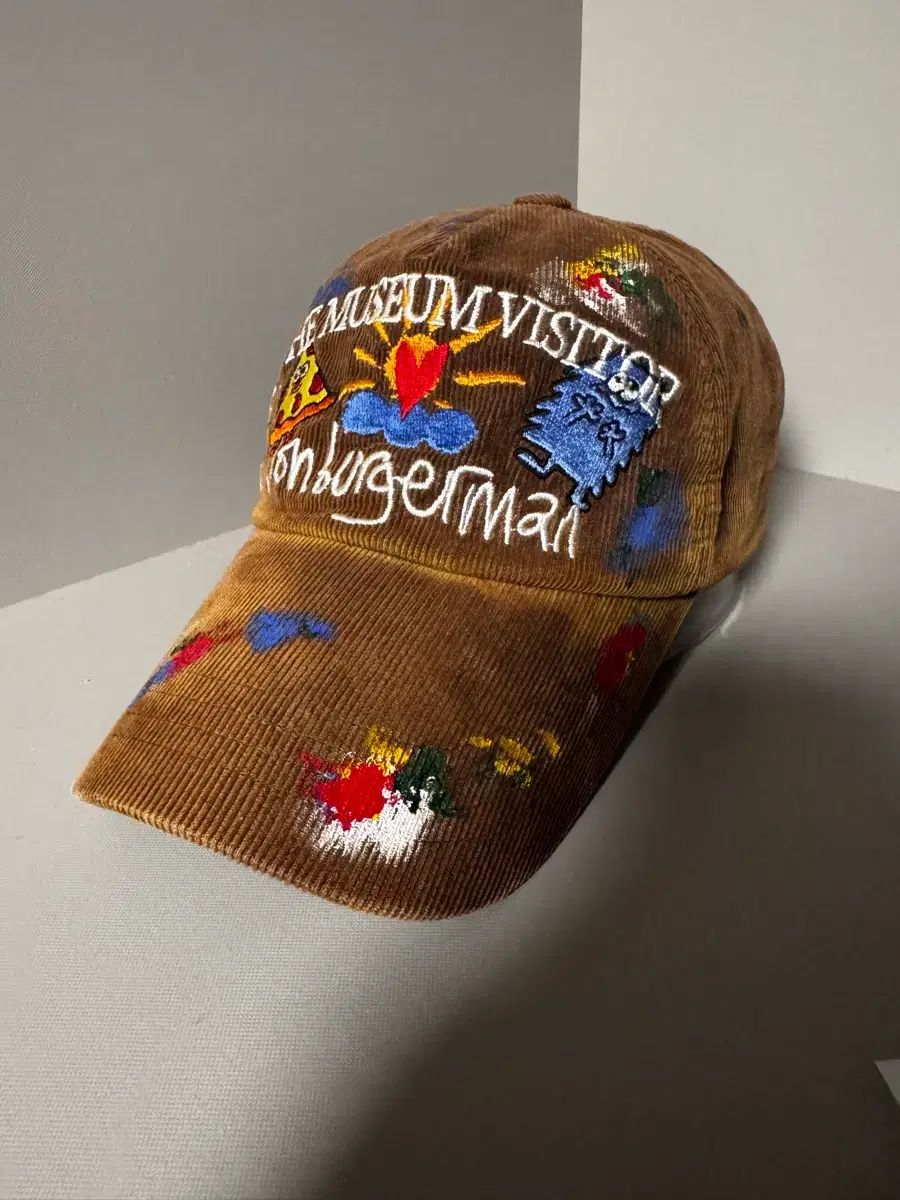 THE MUSEUM VISITOR ザミュージアムビジター