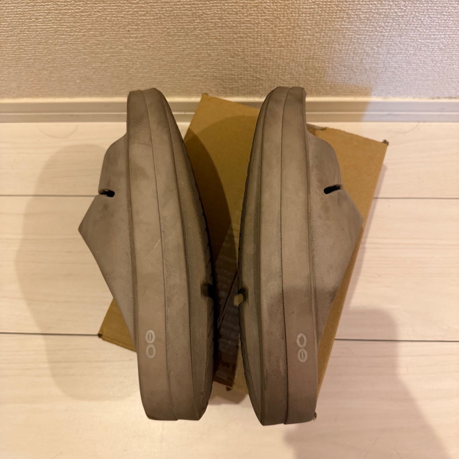 OOFOS Women's OOmega Chukka 