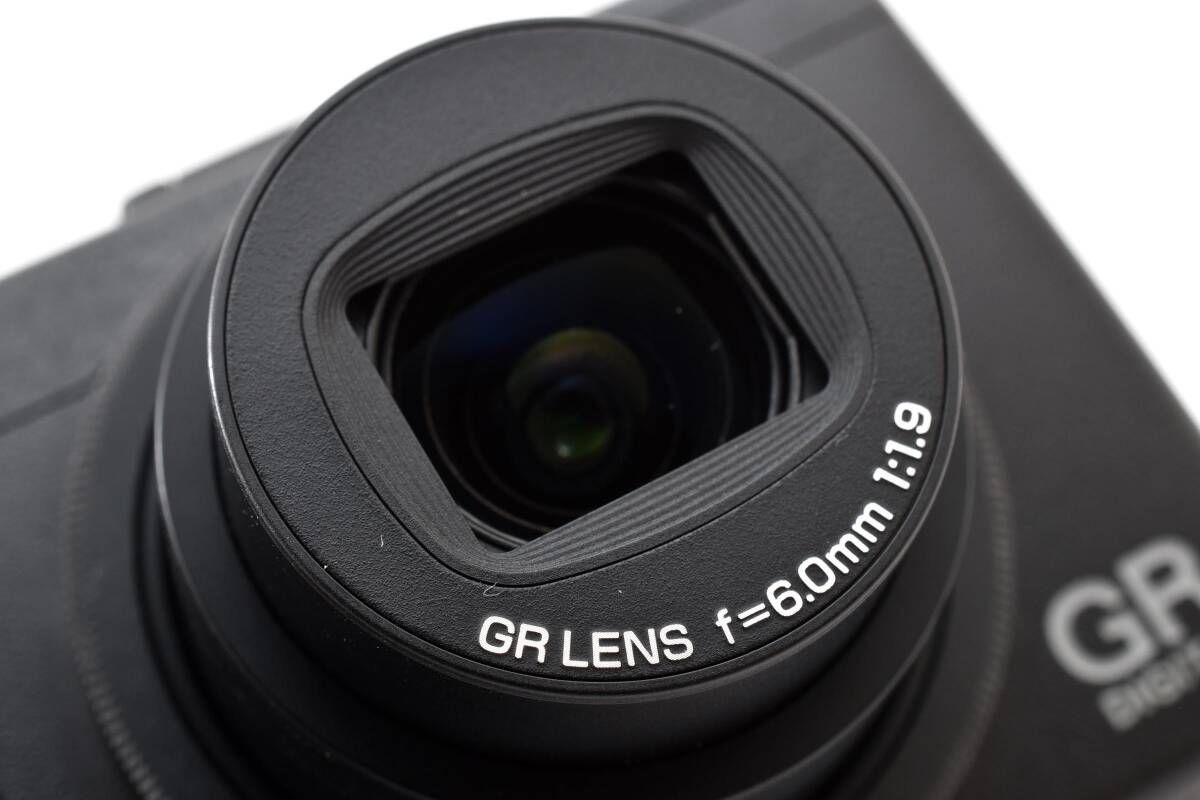 ☆美品☆ Ricoh リコー GR DIGITAL III コンパクトデジタルカメラ