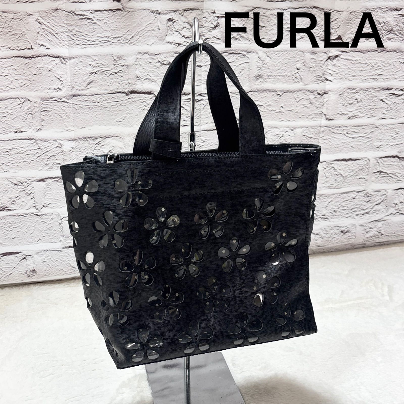 □未使用級□ FURLA ハンドバッグ パンチング レザー 黒 □未使用級 