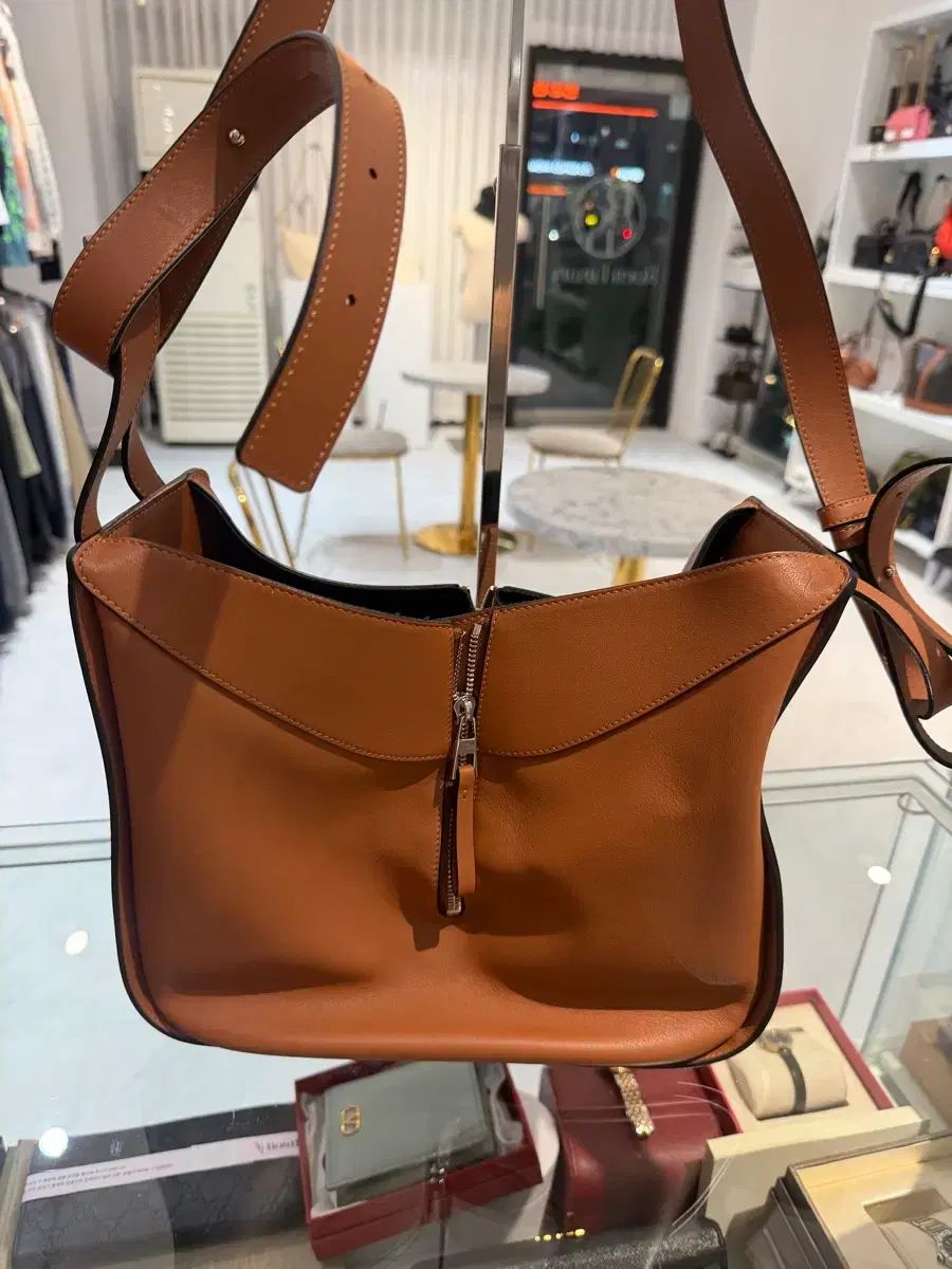 正規品 LOEWE ロエベ スモール ハンモックバッグ
