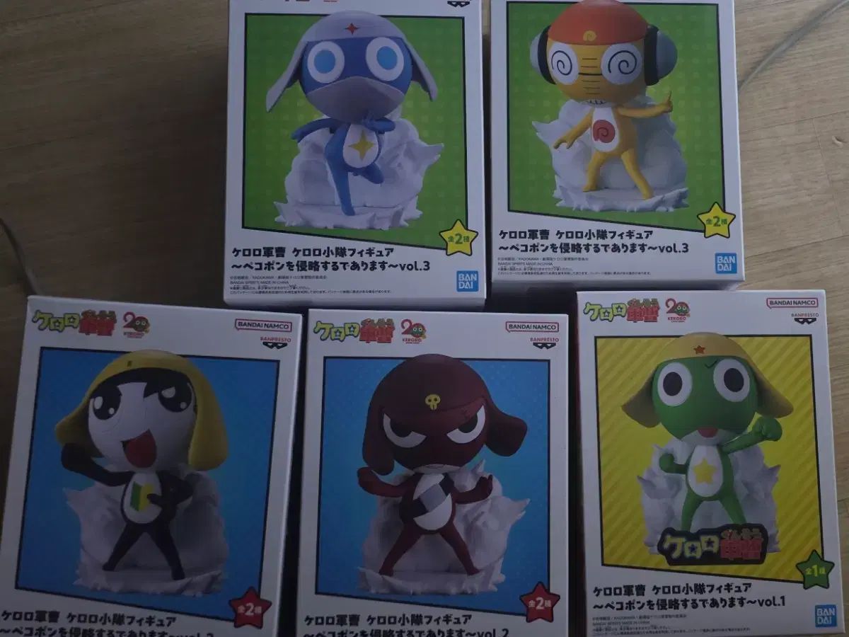 ケロロ軍曹 フィギュア 5種セットのみ 出品 (送料込み)