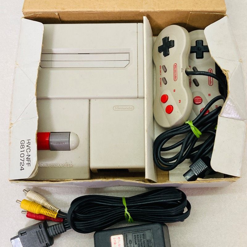 動作確認済み】任天堂 ニンテンドー ニューファミコン HVC-101 HVC-NFF