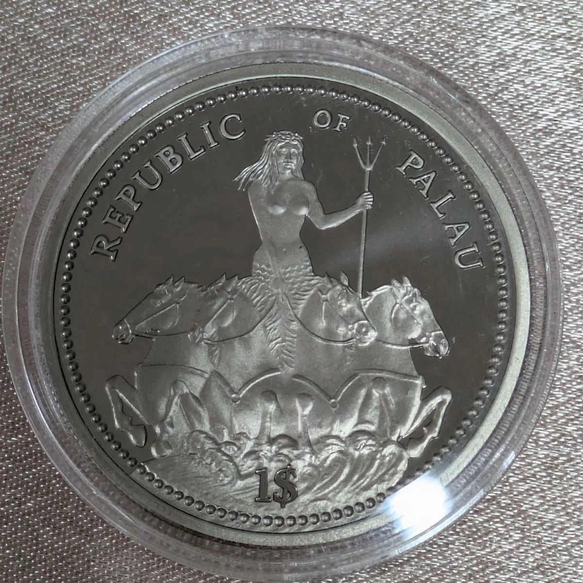 パラオ共和国 1ドル カラープルーフ銀貨 1994/1995年 2枚まとめて!! 1995年 1ドル 記念硬貨 パラオ共和国 プルーフカラーコイン - メルカリ