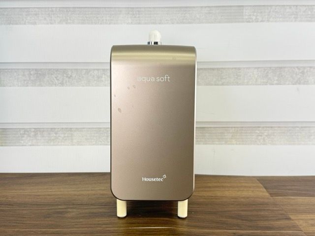 未使用品焼けあり ハウステック シャワー用軟水器 アクアソフト AQ