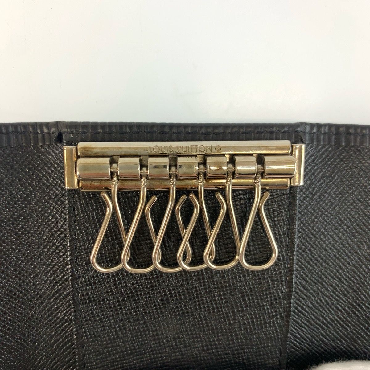 美品 LOUIS VUITTON ルイヴィトン エピ ミュルティクレ6 ブラック 黒