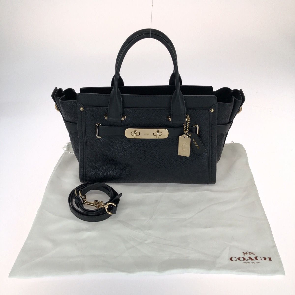 美品 COACH コーチ スワッガー 32 2way ブラック 黒 ゴールド金具